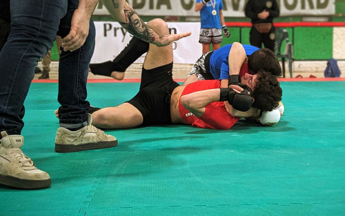 430458944 930882662375971 8745458453853212634 n